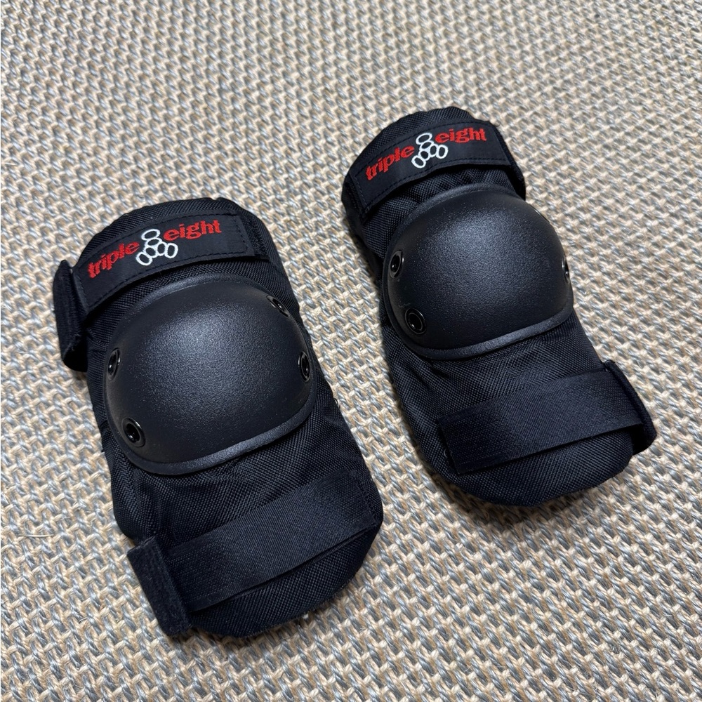 Elbow Pads (one size)